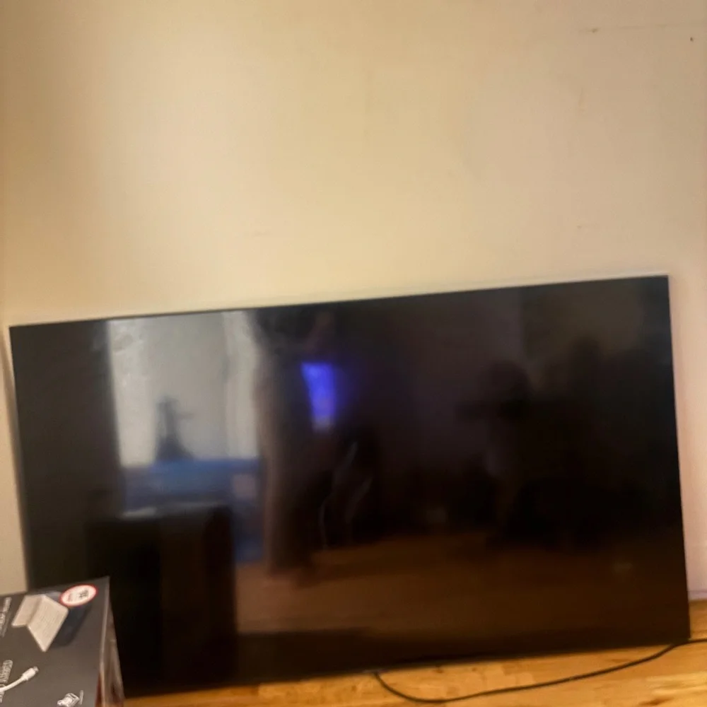 Samsung Black Flat Screen TV